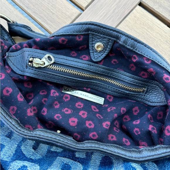 Marc Jacobs Denim Logo Hobo Shoulder Bag - Picture 10 of 12